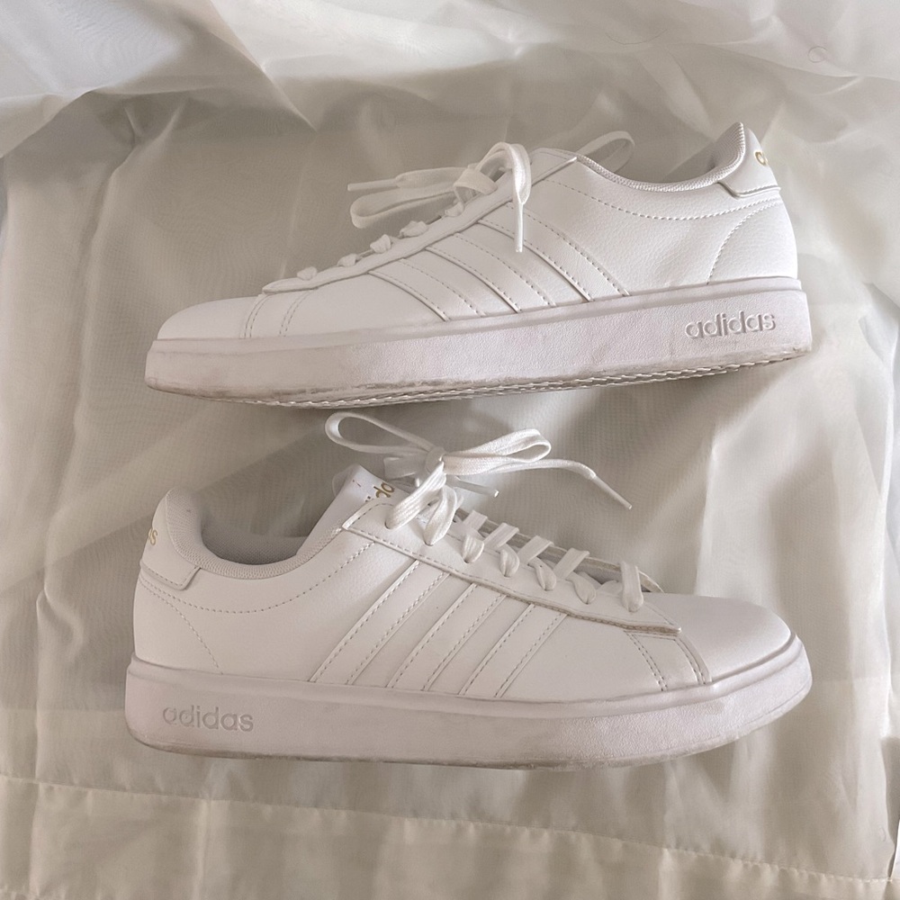 Adidas Women’s Grand Court 2.0 sneakers - Picture 6 of 7